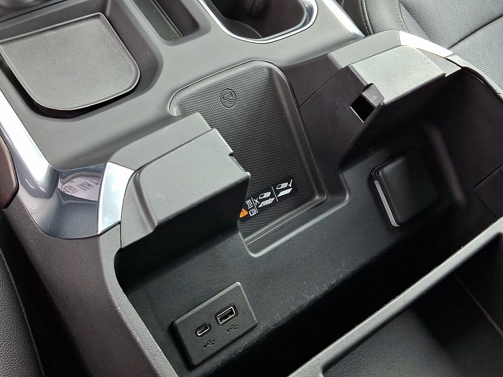 Certified 2022 GMC Sierra 1500 SLT w/ SLT Premium Package image 26