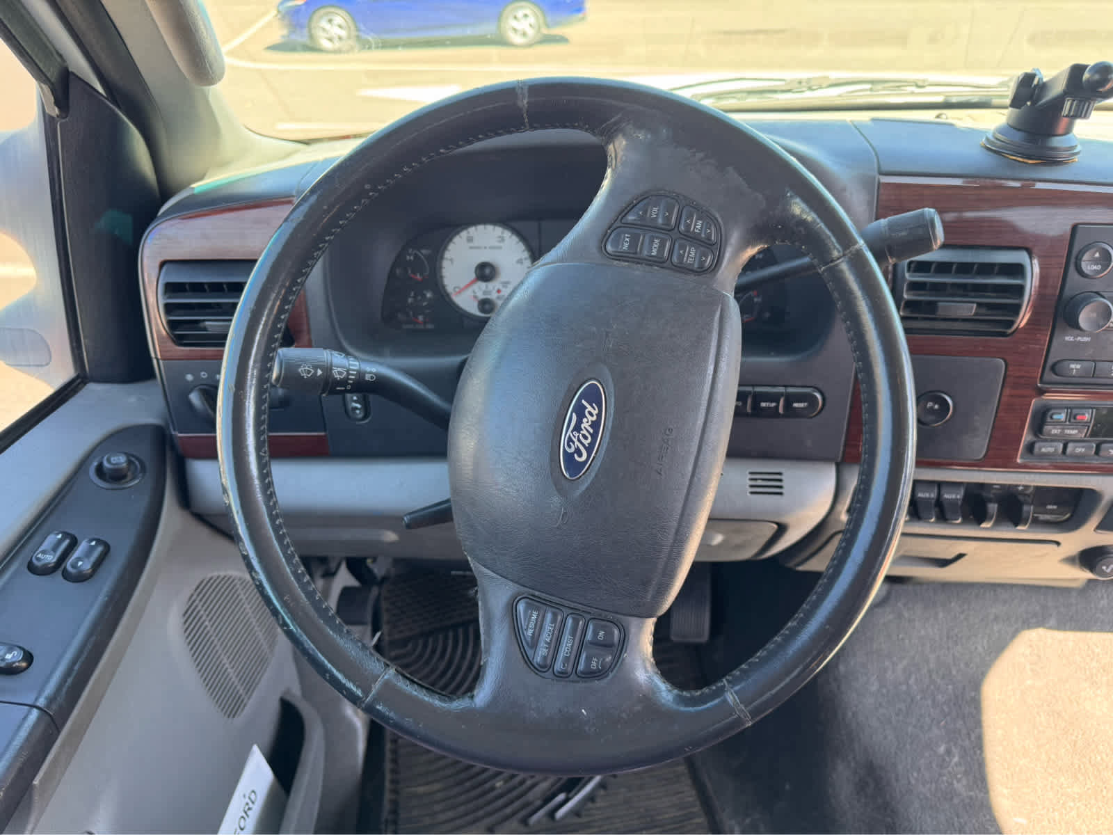 Used 2007 Ford F250 Lariat image 14