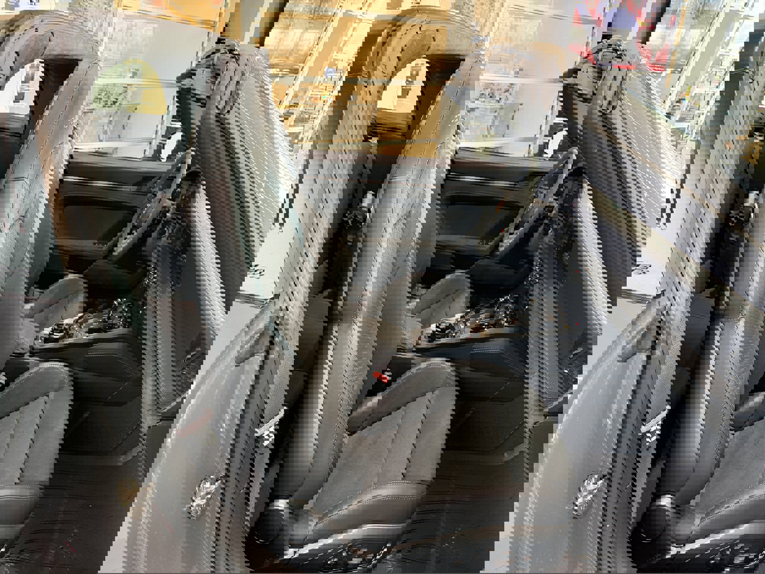 Used 2026 Porsche 911 Targa 4 GTS AWD/4WD image 32