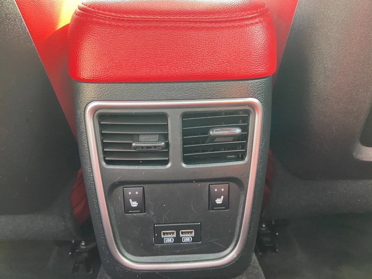 Used 2016 Dodge Charger R/T image 14