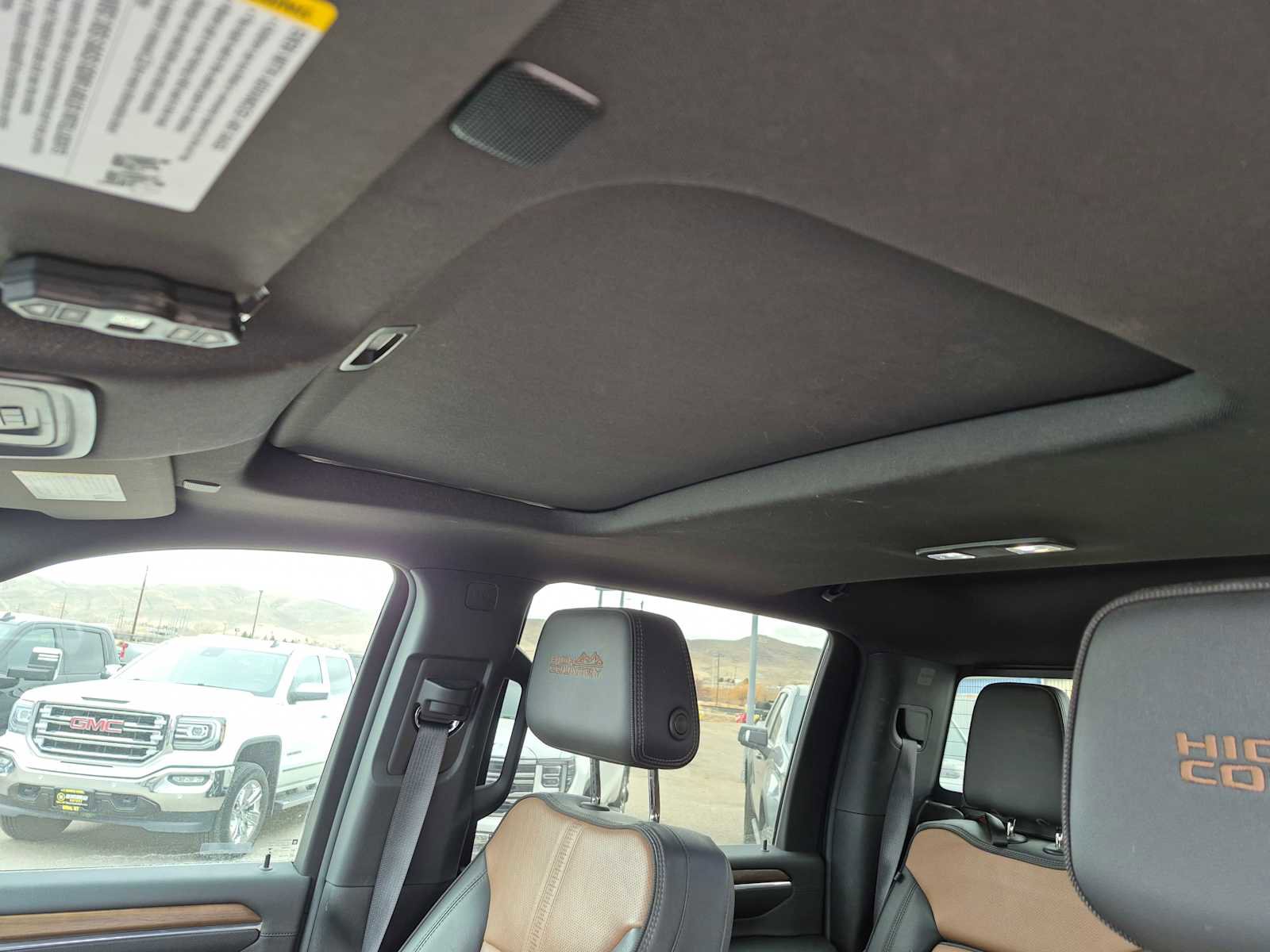 Used 2024 Chevrolet Silverado 3500 High Country w/ Technology Package image 21