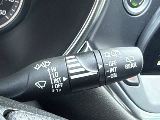 Used 2025 Chevrolet Blazer LT AWD/4WD image 14