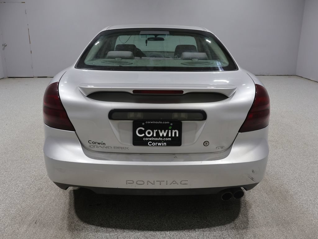 Used 2004 Pontiac Grand Prix GT2 w/ GT Sport Appearance Package FWD image 7