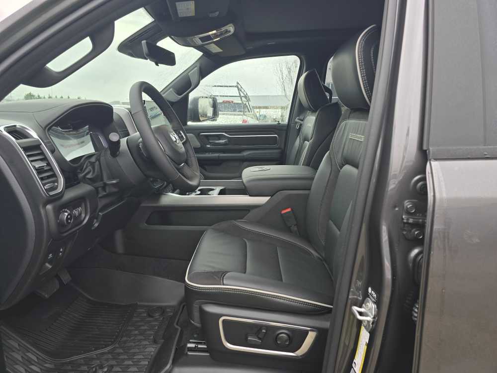 New 2026 RAM 1500 Laramie w/ Night Edition AWD/4WD image 9