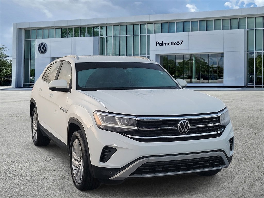 Used 2022 Volkswagen Atlas Cross Sport SE image 3