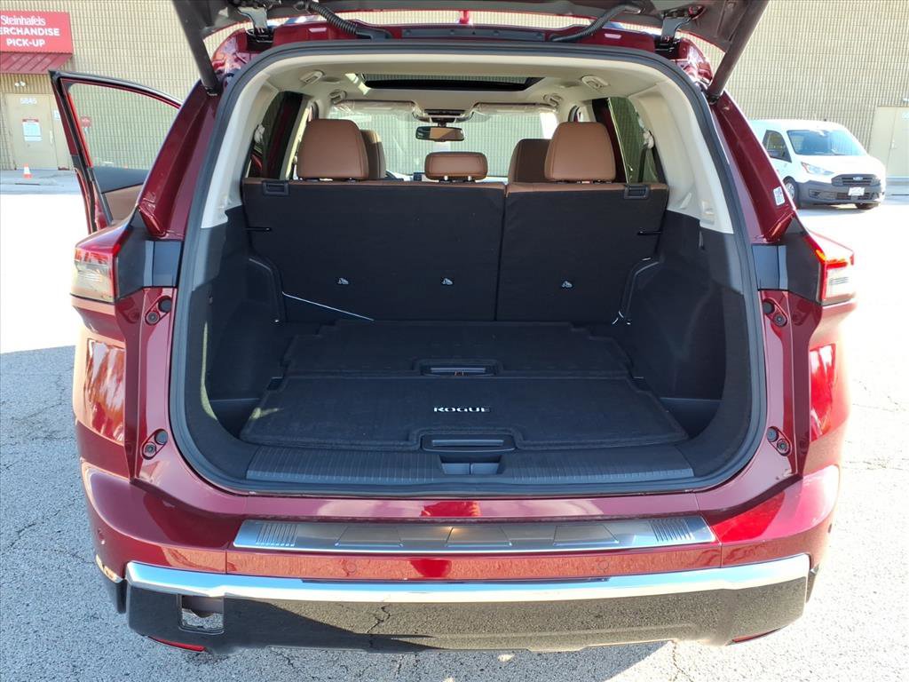 New 2026 Nissan Rogue Platinum image 30