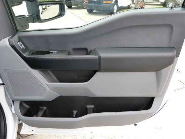 Used 2025 Ford F250 XL w/ XL Driver Assist Package image 15