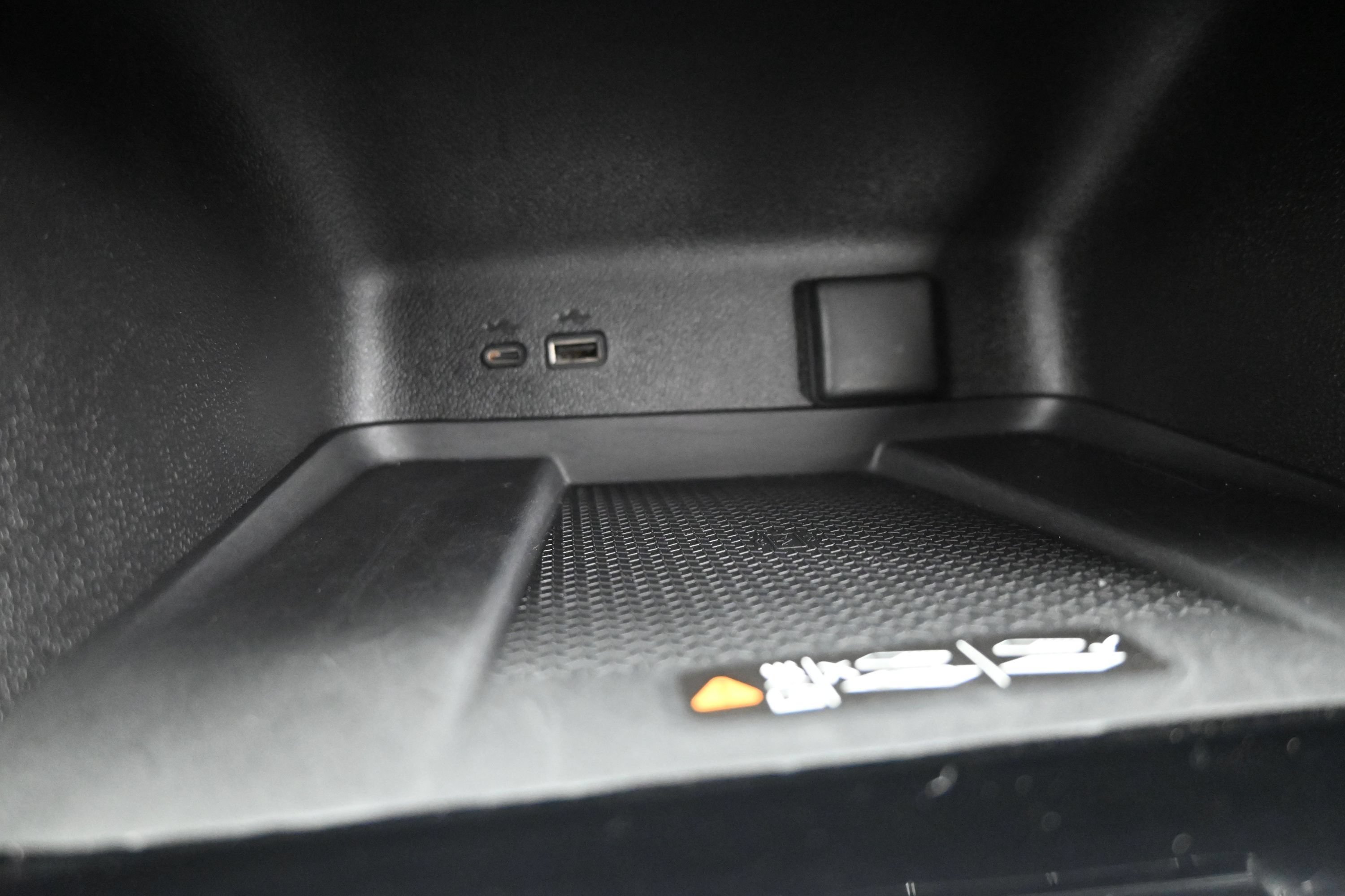 Certified 2026 Chevrolet Traverse LT FWD image 27