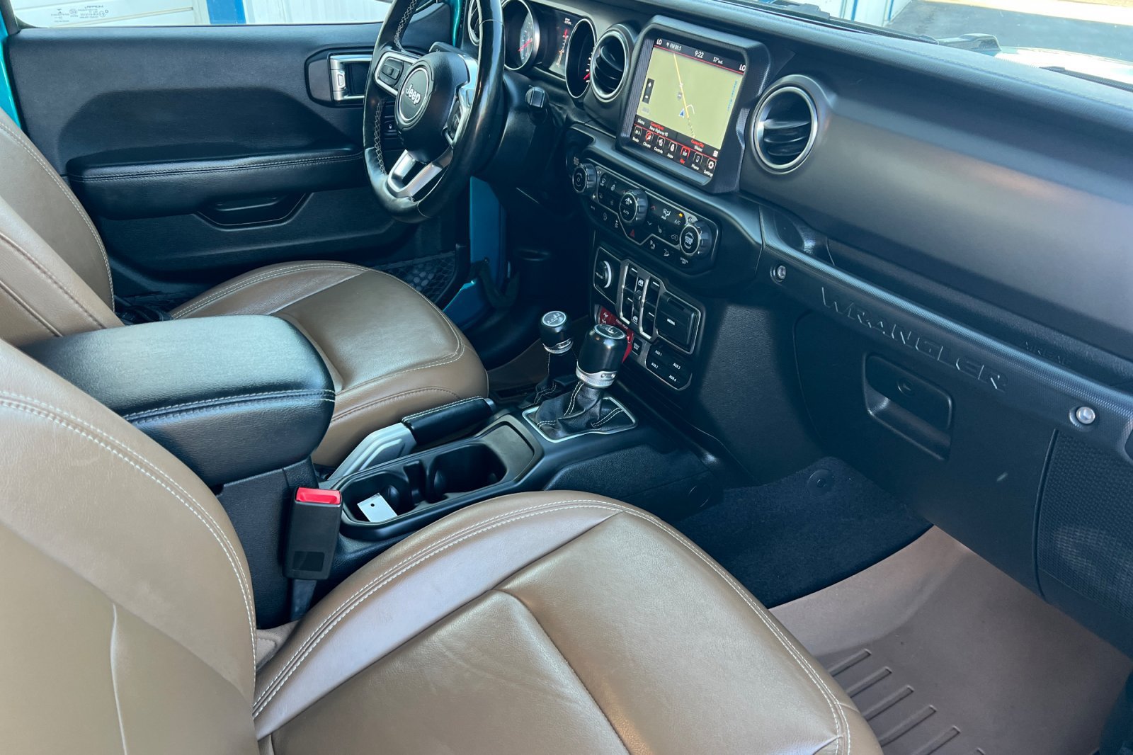 Used 2020 Jeep Wrangler Unlimited Rubicon AWD/4WD image 17