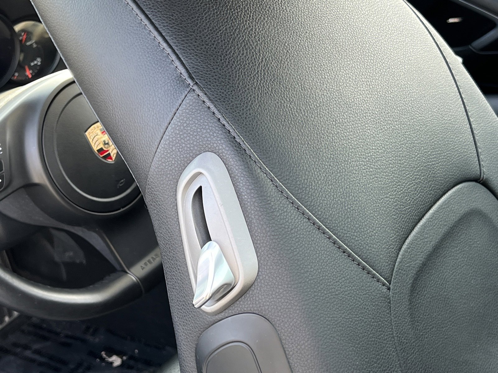 Used 2012 Porsche 911 Carrera S image 28