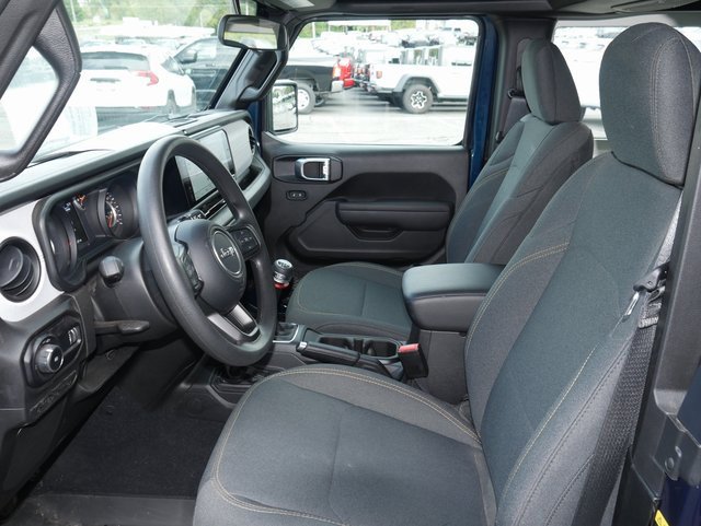 Used 2025 Jeep Wrangler Sport image 2