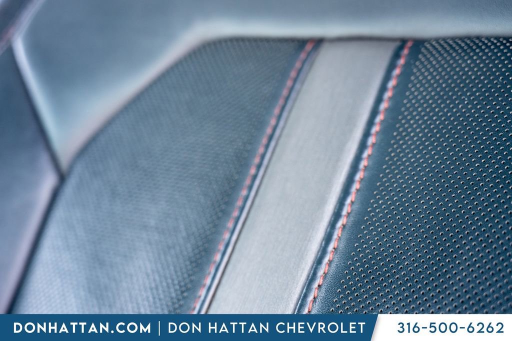 Used 2022 Ford F250 Platinum w/ FX4 Off-Road Package image 27