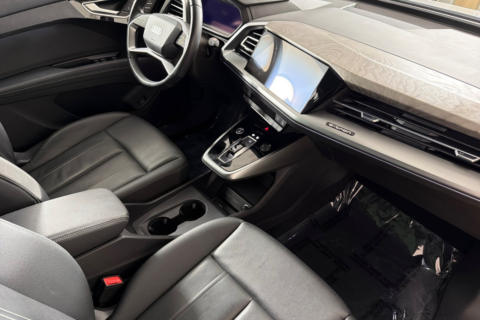 Certified 2023 Audi Q4 e-tron Premium AWD/4WD image 14