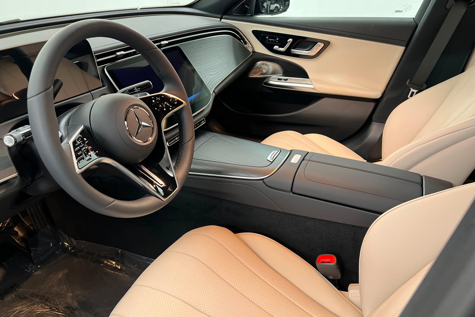 New 2026 Mercedes-Benz E 450 4MATIC Sedan image 15