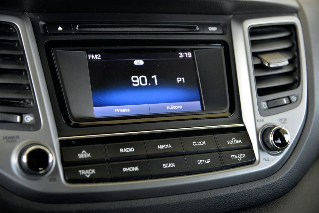 Used 2018 Hyundai Tucson SE w/ Cargo Package FWD image 19