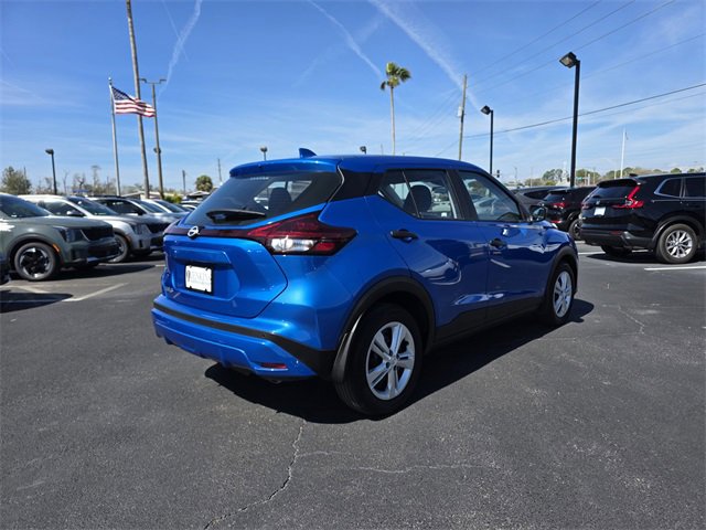 Used 2023 Nissan Kicks S image 10