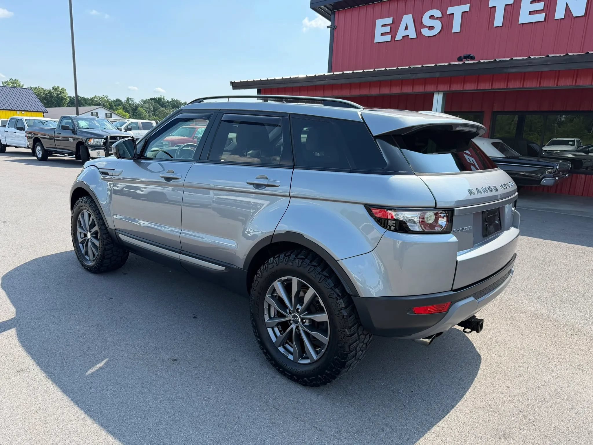 Used 2014 Land Rover Range Rover Evoque Pure Premium AWD/4WD image 3
