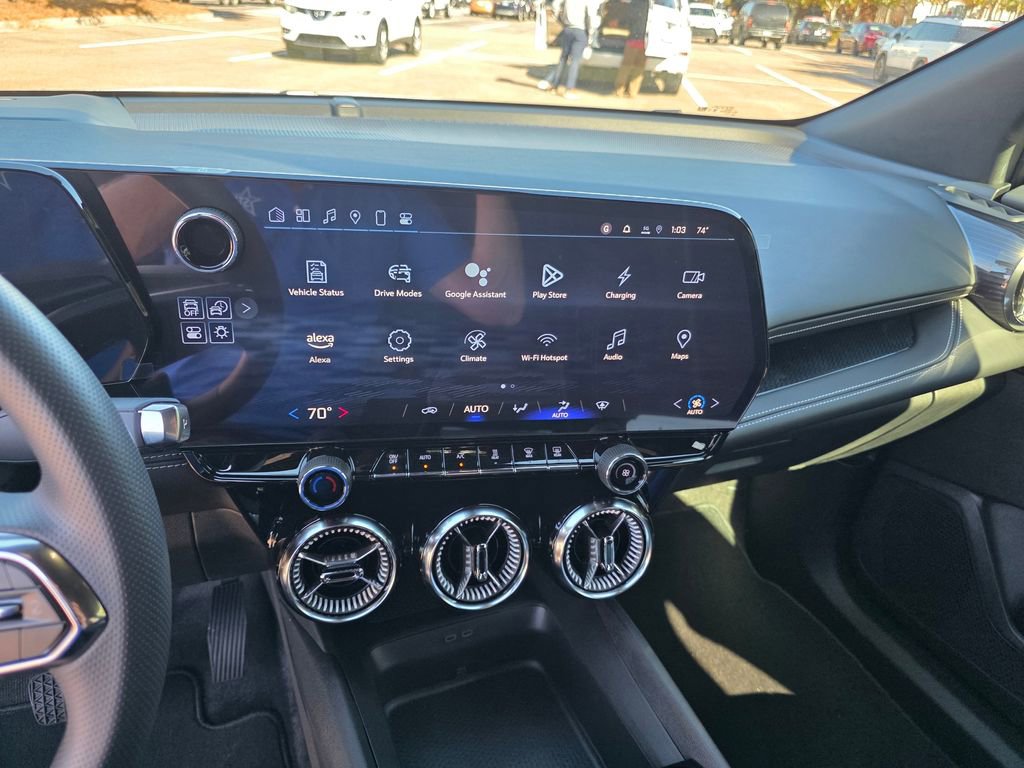 New 2025 Chevrolet Blazer EV LT w/ Midnight/Sport Edition FWD image 13