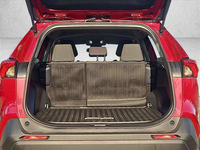 Certified 2024 Toyota RAV4 LE AWD/4WD image 6