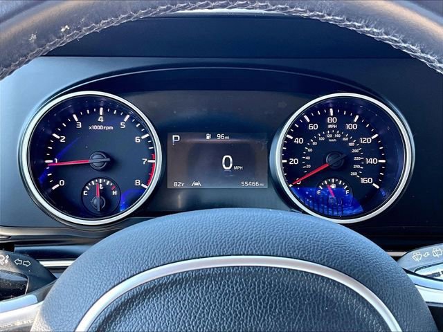 Used 2022 Kia Carnival LX FWD image 3