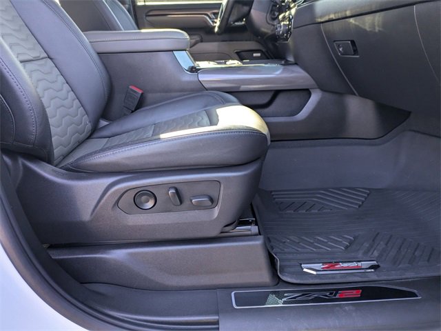 Certified 2024 Chevrolet Silverado 2500 ZR2 w/ Technology Package image 41