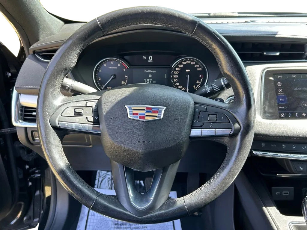 Used 2021 Cadillac XT4 Premium Luxury w/ Driver Awareness Package AWD/4WD image 15