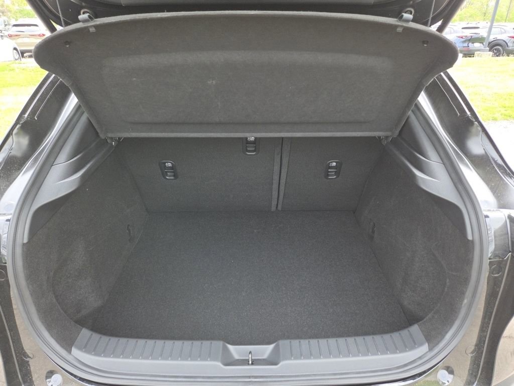 New 2026 MAZDA CX-30 AWD 2.5 S w/ Select Sport Pkg image 16