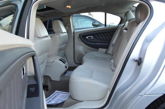 Used 2011 Ford Taurus SEL w/ 201A Rapid Spec Order Code image 41