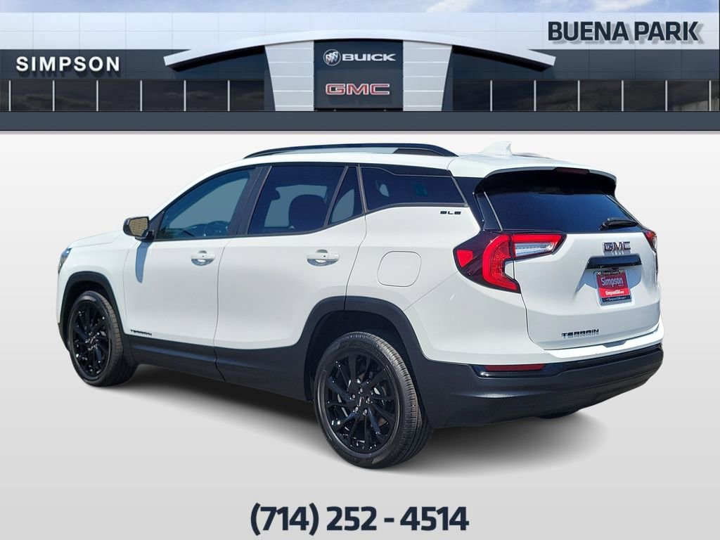 Used 2023 GMC Terrain SLE w/ Driver Convenience Package FWD image 6