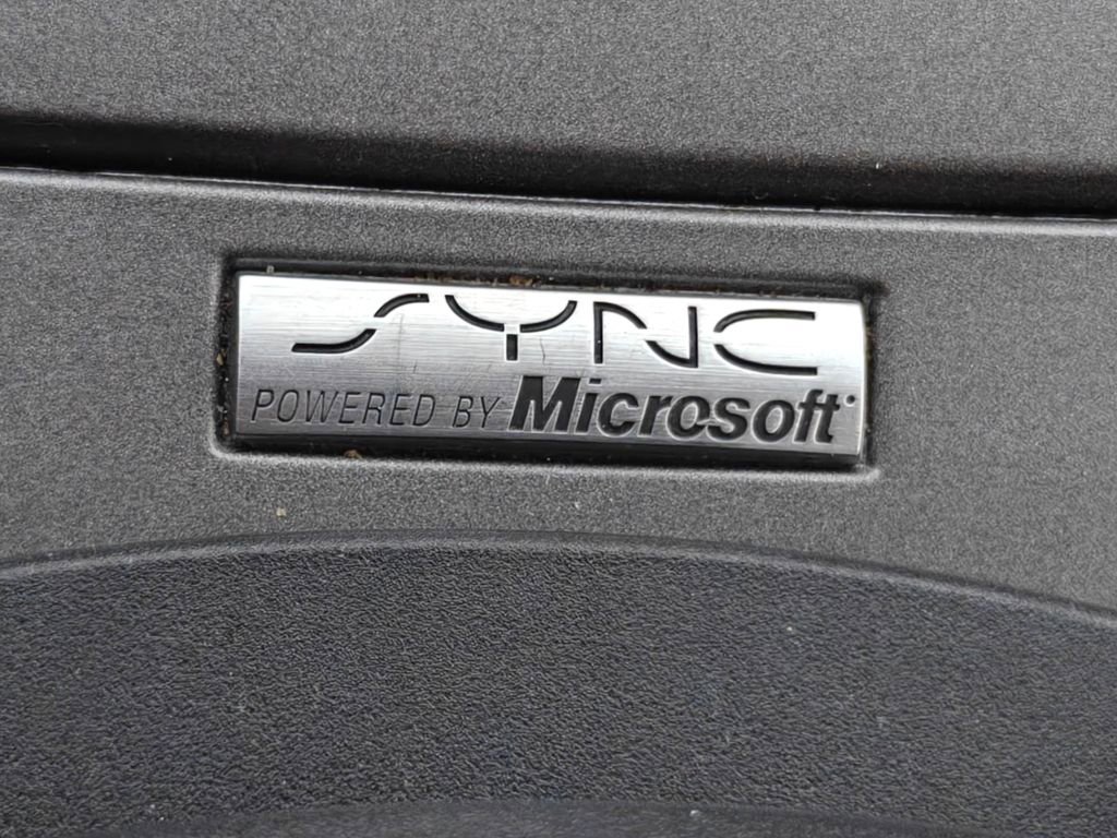 Used 2013 Ford Taurus SEL image 9