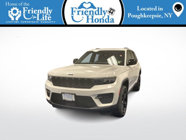 Used 2023 Jeep Grand Cherokee Altitude
