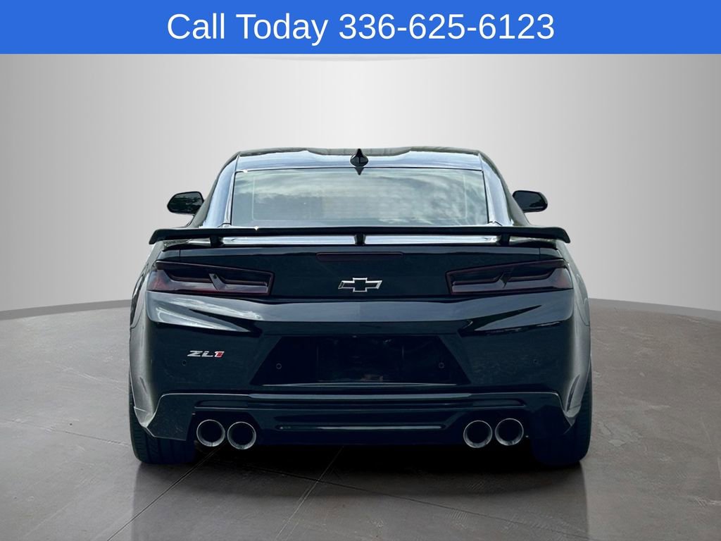 Used 2018 Chevrolet Camaro ZL1 RWD image 4