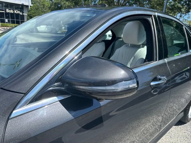 Used 2021 Mercedes-Benz E 350 4MATIC Sedan image 12