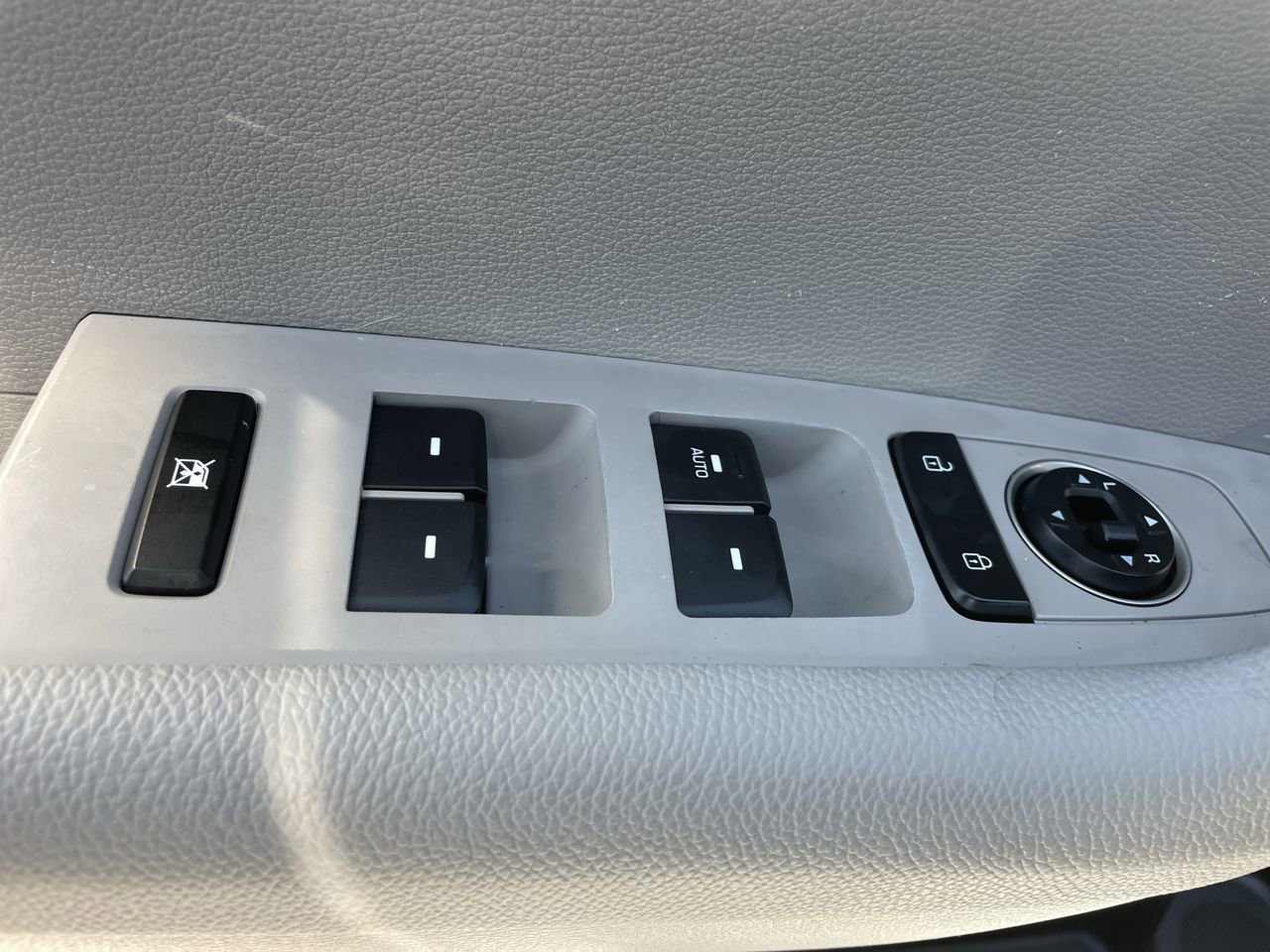 Used 2018 Hyundai Sonata ECO FWD image 17