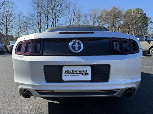 Used 2014 Ford Mustang V6 w/ Equipment Group 102A image 4