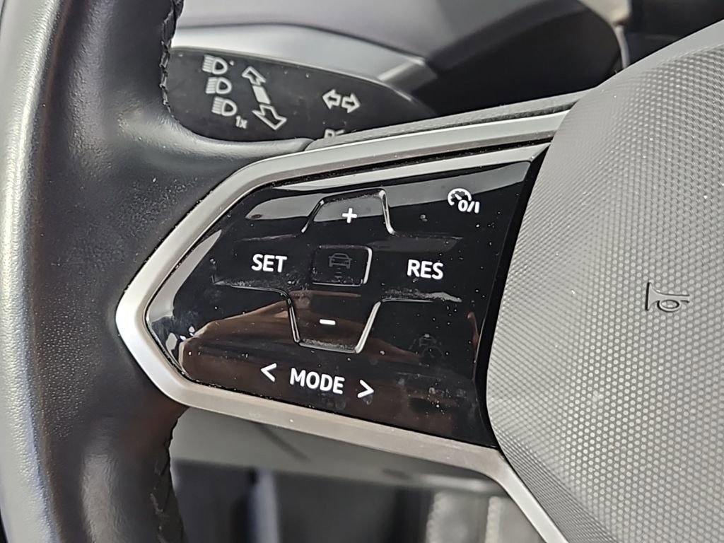 Used 2021 Volkswagen ID.4 Pro image 29