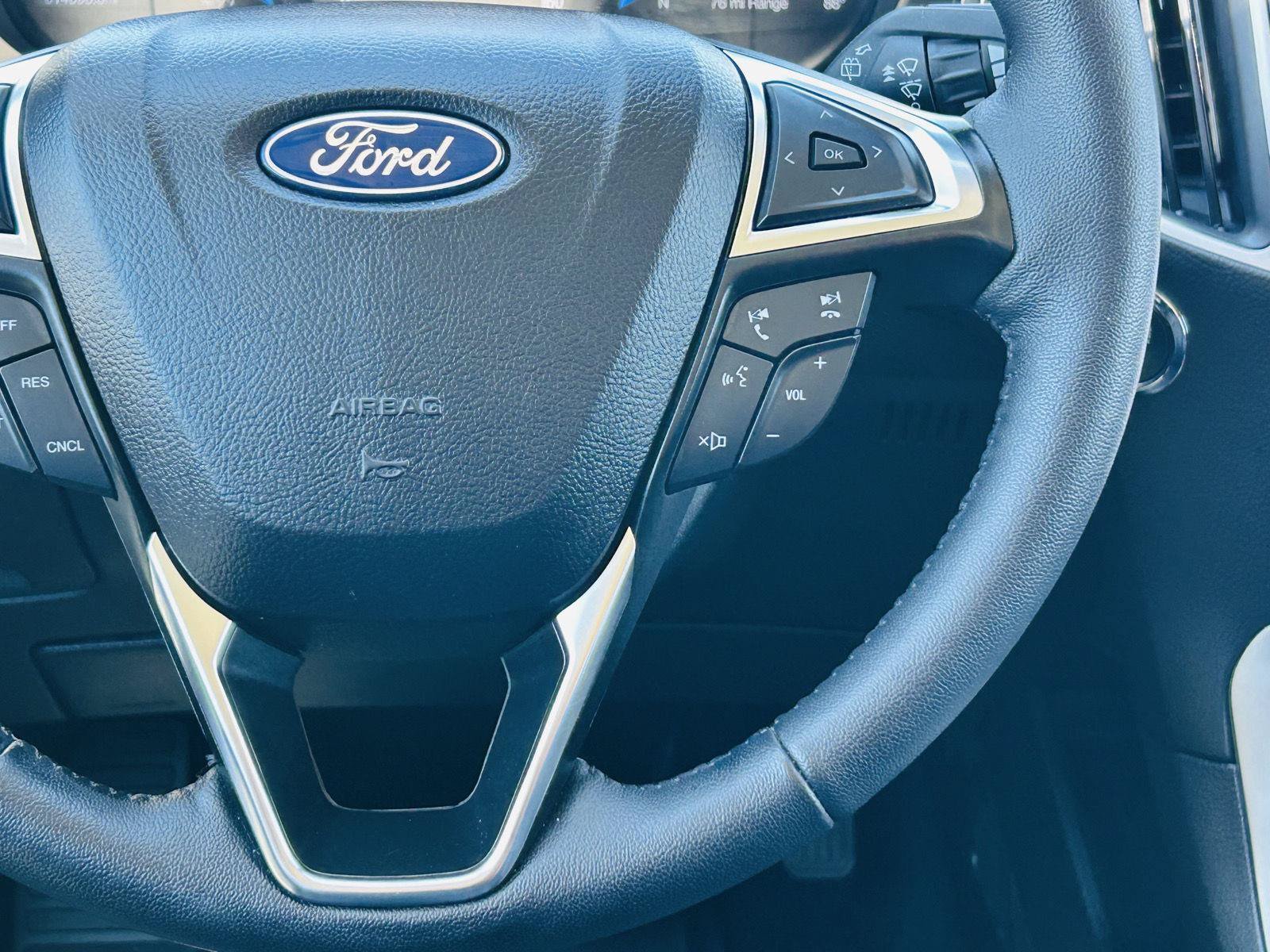 Used 2024 Ford Edge SEL w/ Convenience Package AWD/4WD image 19