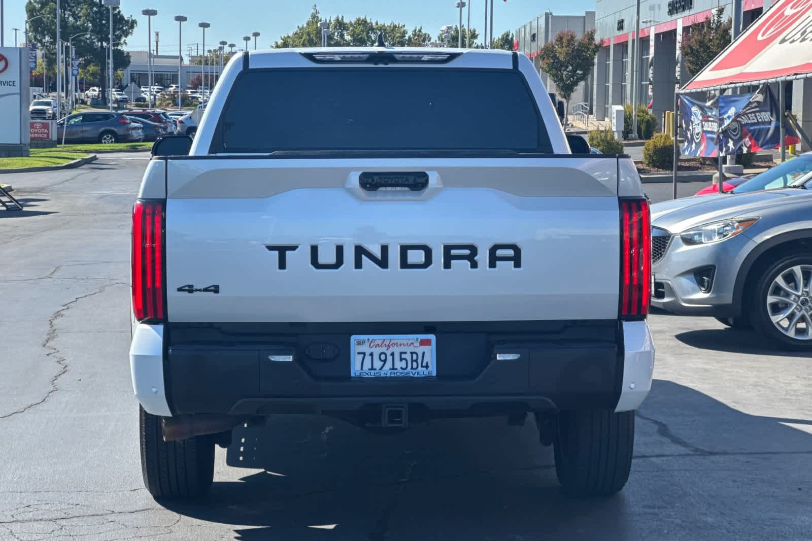 Used 2024 Toyota Tundra Limited AWD/4WD image 8