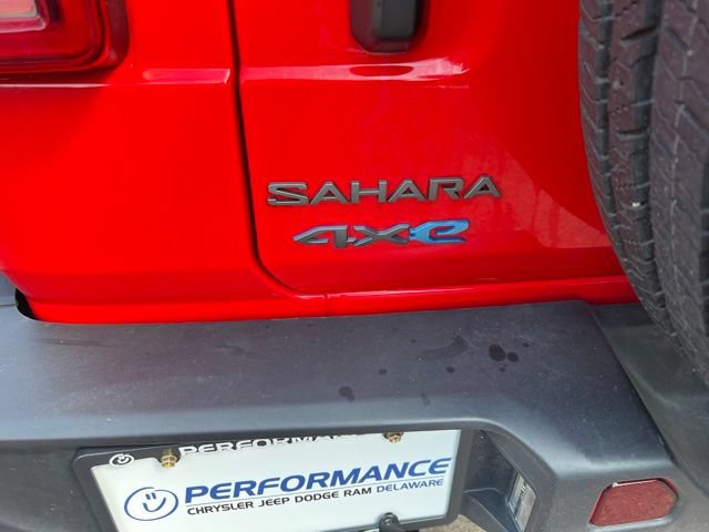 Used 2025 Jeep Wrangler Unlimited Sahara AWD/4WD image 33
