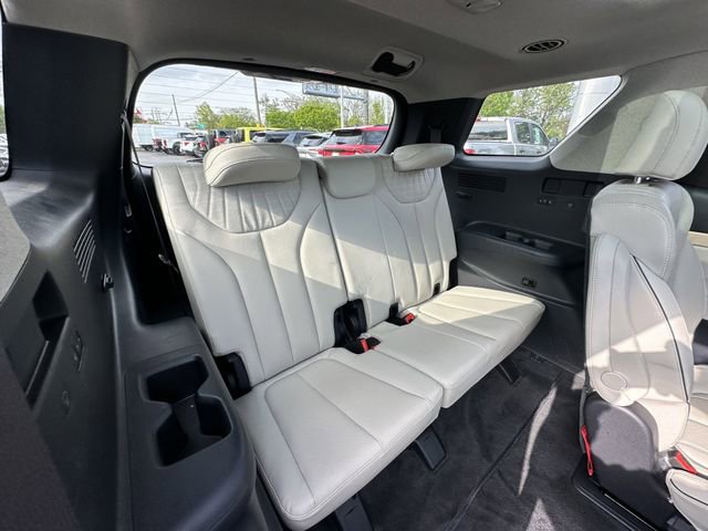 Used 2023 Hyundai Palisade Limited AWD/4WD image 38