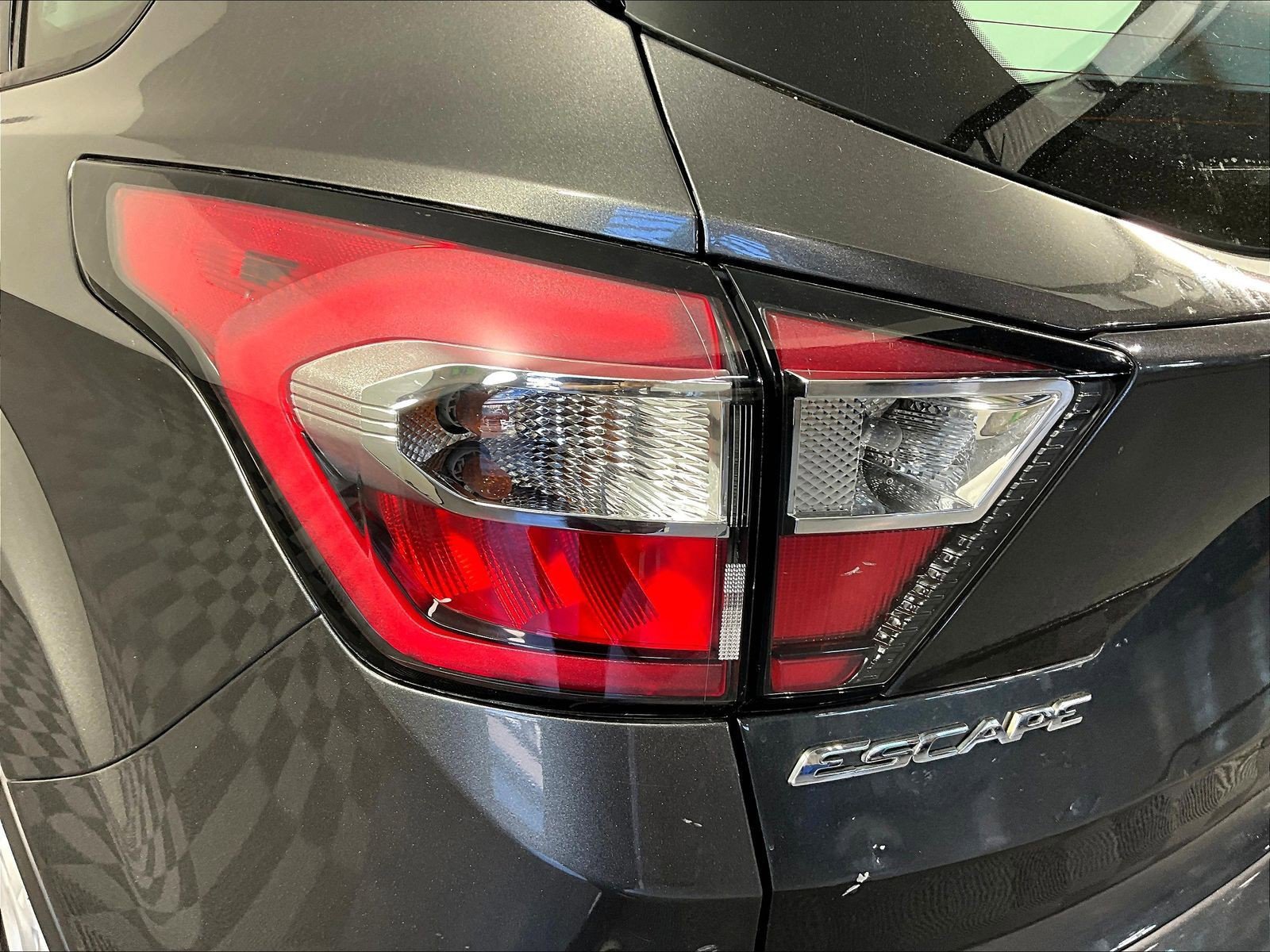 Used 2017 Ford Escape S FWD image 22