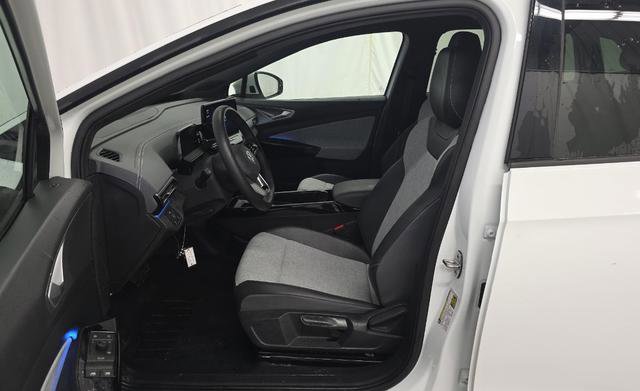 Used 2023 Volkswagen ID.4 Pro image 5
