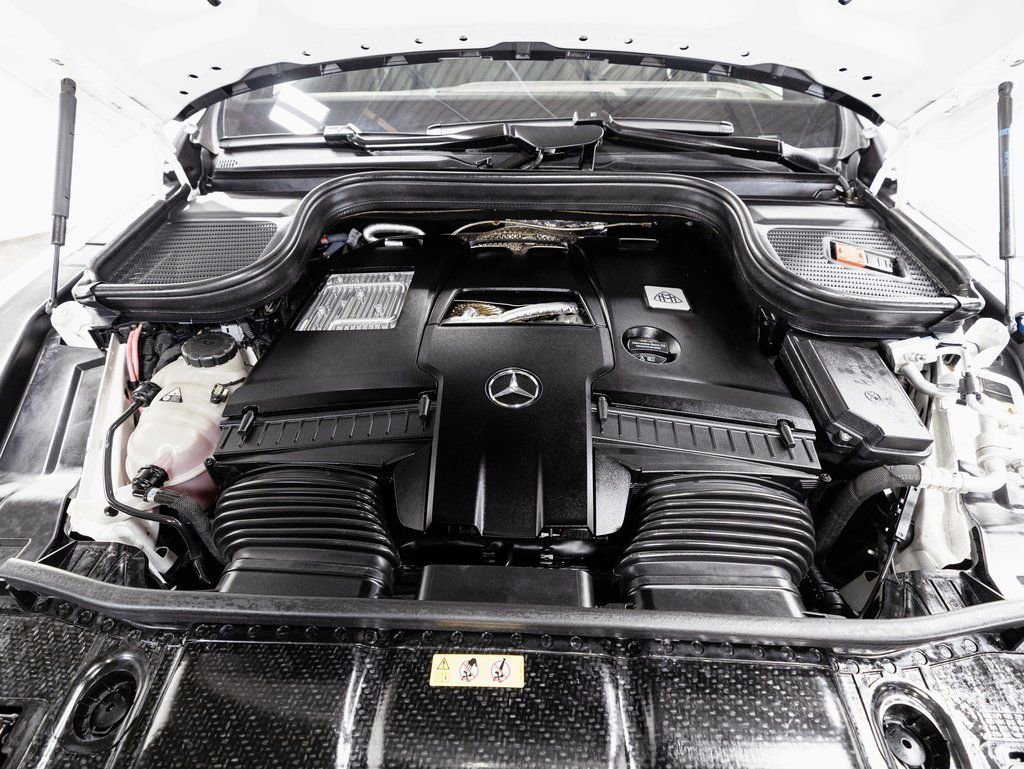 Used 2024 Mercedes-Benz Maybach GLS 600 4MATIC image 37