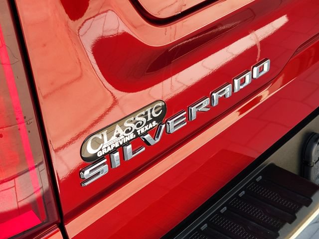 Used 2021 Chevrolet Silverado 1500 LTZ RWD image 9
