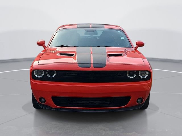 Used 2017 Dodge Challenger R/T w/ Blacktop Package image 8