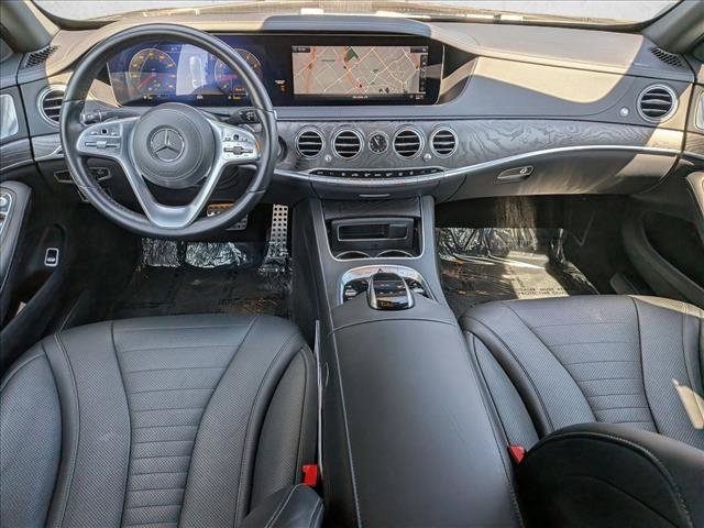 Used 2018 Mercedes-Benz S 560 Sedan image 17