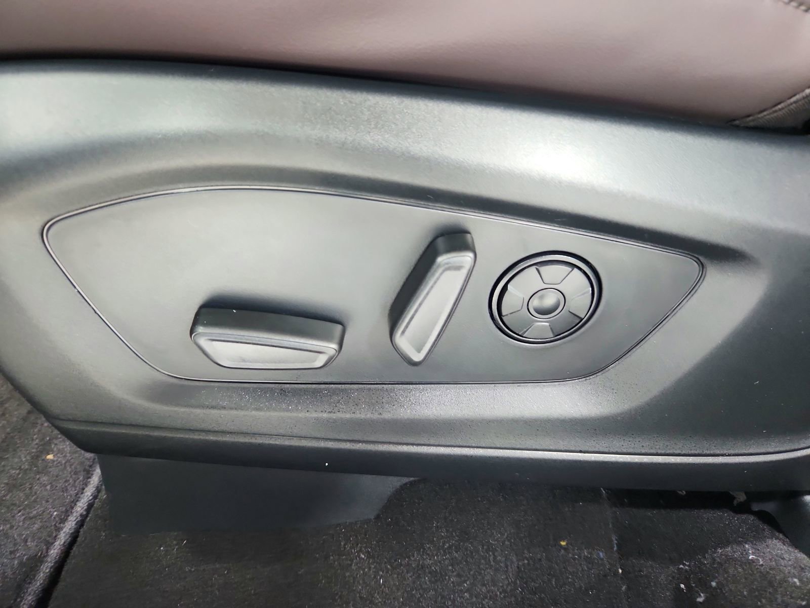 New 2026 Ford Explorer Platinum image 20