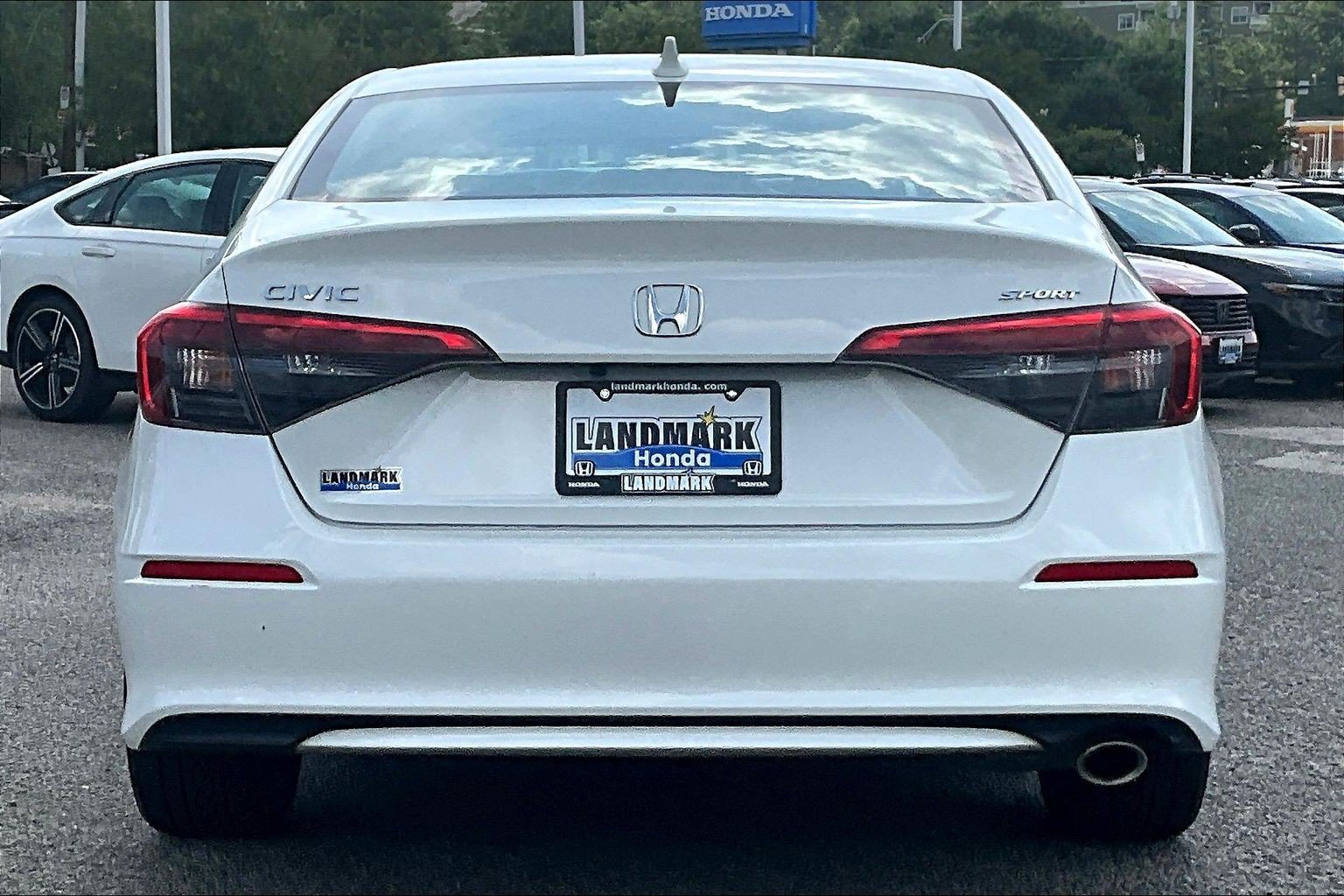 Used 2023 Honda Civic Sport image 4