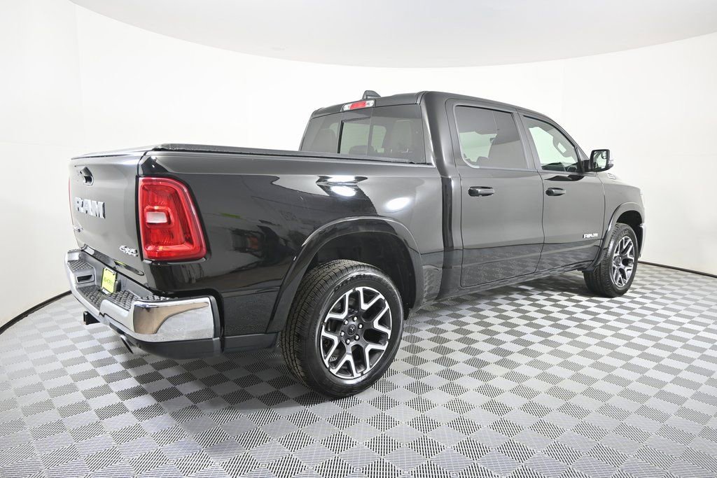 Used 2025 RAM 1500 Laramie image 7