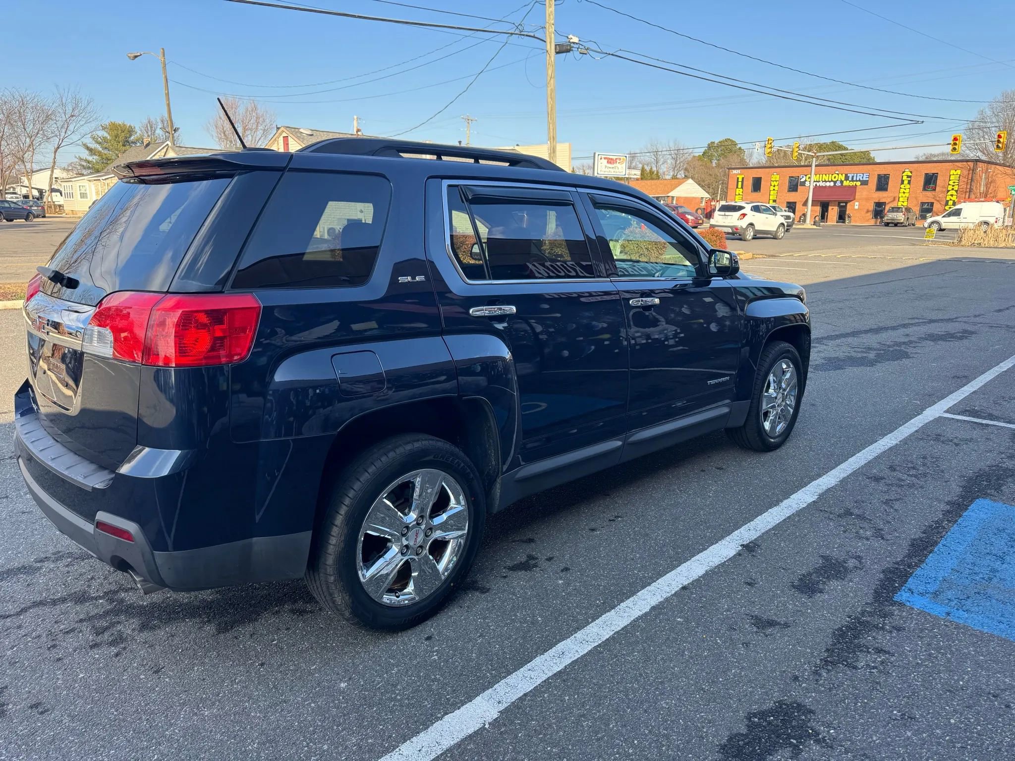 Used 2015 GMC Terrain SLE w/ Chrome Edition image 34